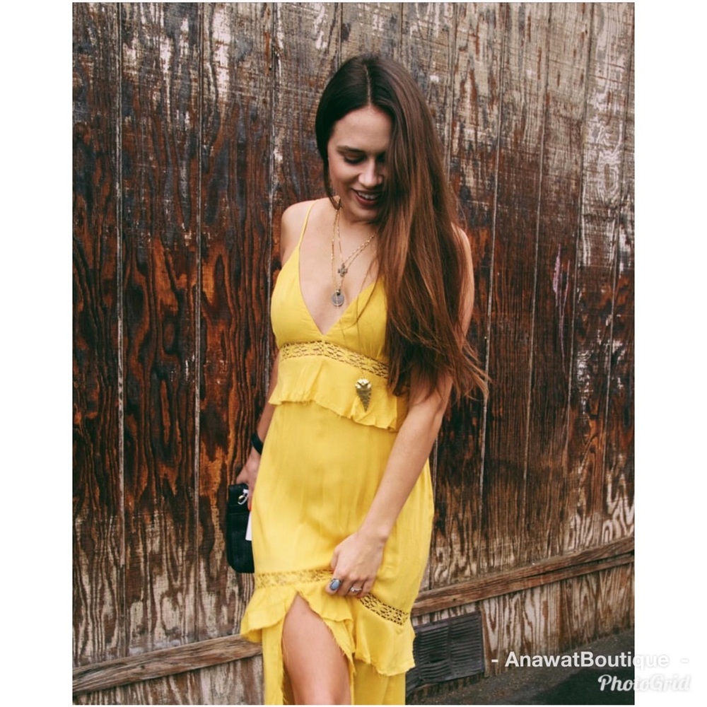 Buttercup Maxi Dress - Picture 3 of 8